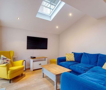 2 bedroom flat to rent - Photo 4