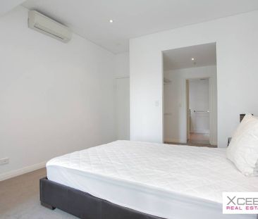 Contemporary Living in the Heart of Perth - Photo 6