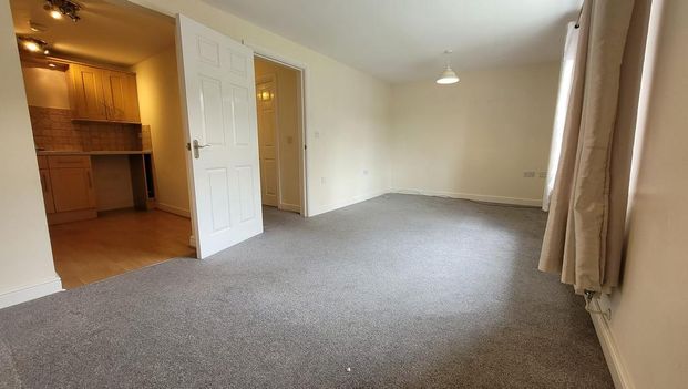 2 bedroom apartment to rent - Photo 1