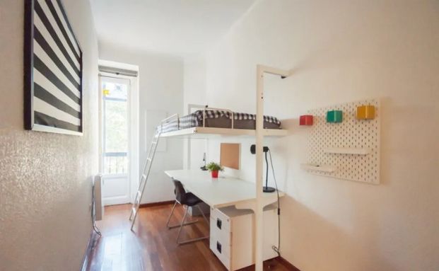 Glorieta de Ruiz Giménez, Madrid, Community of Madrid 28015 - Photo 1