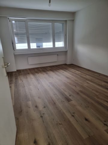 4.5 Zimmer, 100 m², 2. Stock - Photo 2