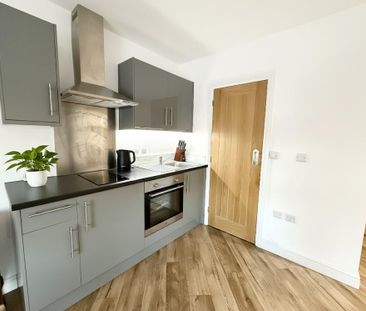 Studio to rent - Photo 2