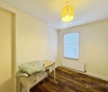 2 bedroom terraced house to rent - Photo 3