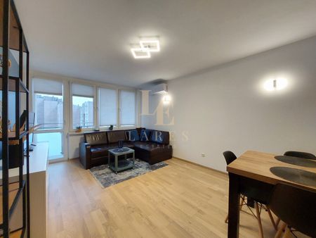 Klimatyzacja | Balkon | Osobna kuchnia | Winda - Zdjęcie 3