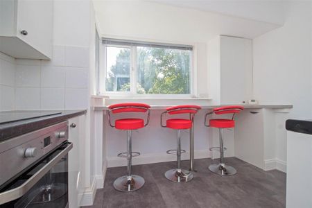 3 bedroom apartment to rent - Photo 5