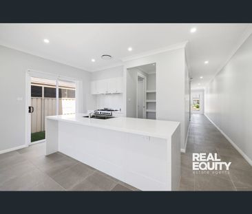 48b Derna Road, Holsworthy, NSW 2173 - Photo 4