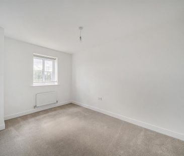 3 bedroom detached house to rent - Photo 4