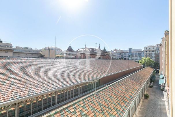 3 bedroom luxury Flat for rent in Barcelona, Spain - Photo 1