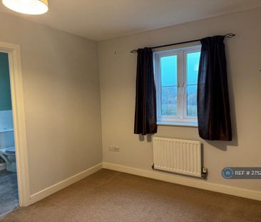 4 bedroom terraced house to rent - Photo 4