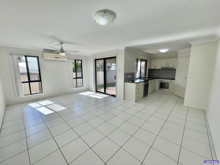 Modern 3 Bedroom 2 Bathroom Unit for Rent - Photo 3