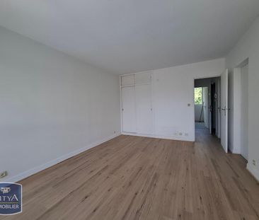 Location Appartement 2 pièces 50m² BOURGES 18000 - Photo 6