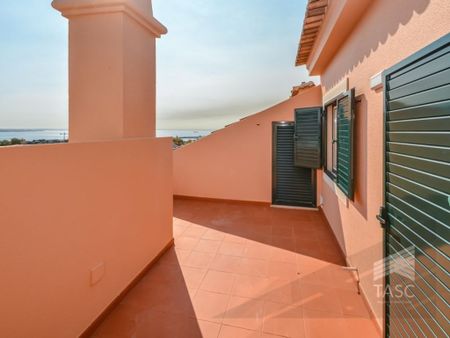 3 room luxury Flat for rent in Cascais e Estoril, Cascais, Lisbon - Photo 4