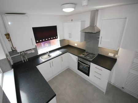 3 bedroom house share to rent - Photo 4