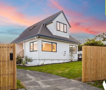 Pet-Friendly Family Living in the Heart of Glendene - Photo 5