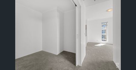 Panoramic City & River Views - Walk to Howard Smith Wharves! - Photo 4