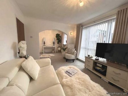 2 bedroom property to rent in Blackpool - Photo 3