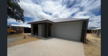 Premium New Build in Coodanup – Move In Now... - Photo 4