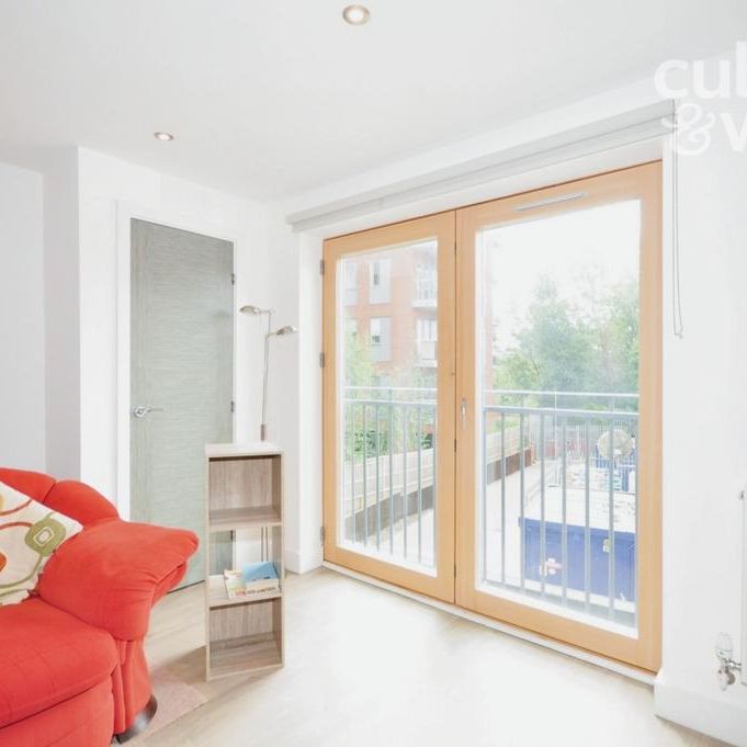 1 bedroom flat to rent - Photo 1