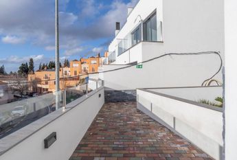 3 room luxury House for rent in Granada, Spain