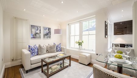 A beautifully refurbished one-bed apartment set on the lower ground floor in Bayswater, London W2 - Photo 3