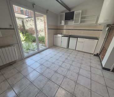 Location Appartement 2 pièces 41m² LILLE 59000 - Photo 4