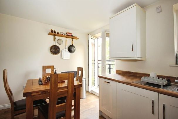 2 Bed Flat, Signals Drive, CV3 - Photo 1