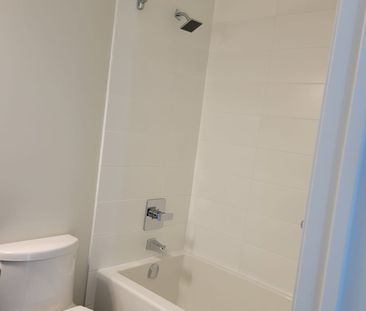 For Lease - 15 Lynch Street Unit# 2302, Brampton, Ontario - Photo 6