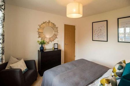 Pilkington Way, Cradley Heath, B64 - Photo 4