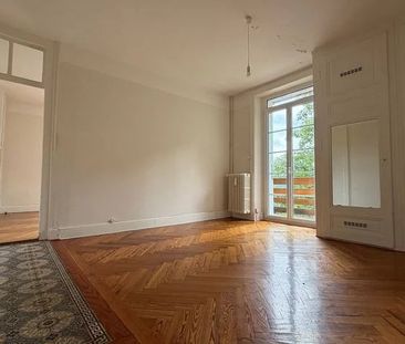 Charmant appartement de 2 pièces au 3ème étage - Photo 1