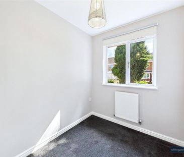 4 bedroom detached house to rent - Photo 3