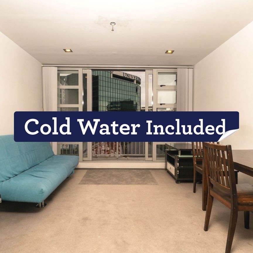 Two Bedroom City Apartment Including Cold Water - Photo 1