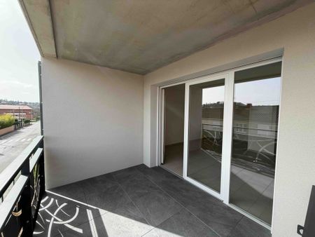 Location Appartement 2 pièces 44m² ALBI 81000 - Photo 3