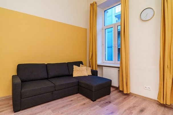 Łódź Łódź-Śródmieście, 6 Sierpnia - Photo 1