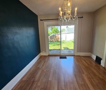 For Lease - 102 Catharine Street, Belleville, Ontario - Photo 4