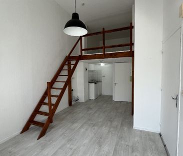 Location Appartement 1 pièce 21m² VALENCIENNES 59300 - Photo 4