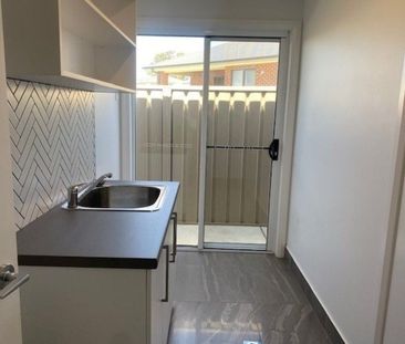 4/12 Beetson Street Boorooma NSW - Photo 6