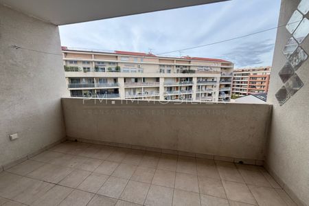 T3/ BOULEVARD RABATAU - Photo 2