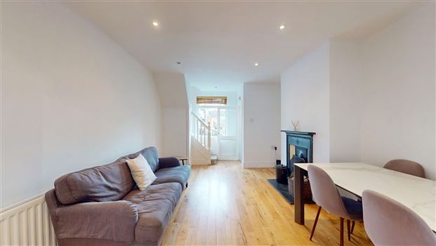 Oliver Plunkett Avenue, Stella Gardens, Irishtown, Dublin 4, D04 TY74 - Photo 1