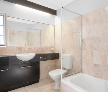 CHARMING TWO BEDROOM UNIT ON CITY FRINGE - Photo 6