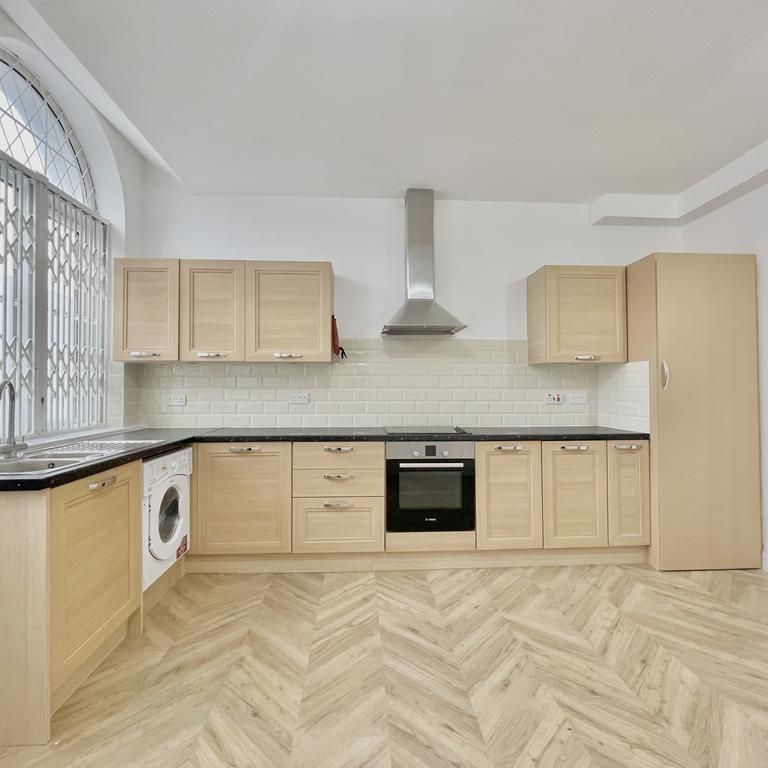 1 bedroom flat to rent - Photo 1