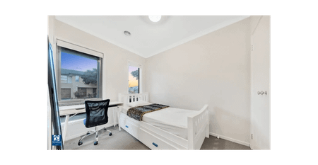 Spacious Family Home Opposite Dohertys Creek P-9 College - Photo 5