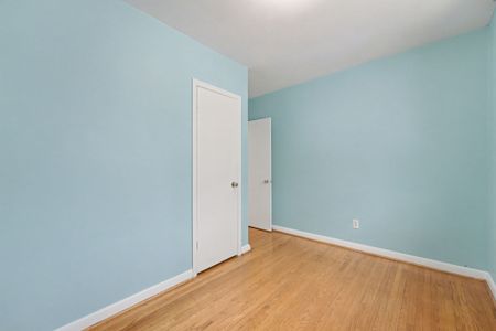 For Lease - 18 Gower Court, Halton Hills, Ontario - Photo 2