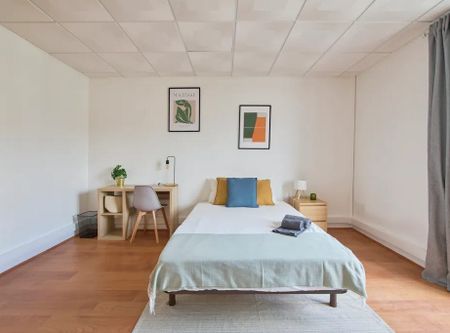 Rua Alexandre Herculano, Lisbon, Lisbon 1150-005 - Photo 3