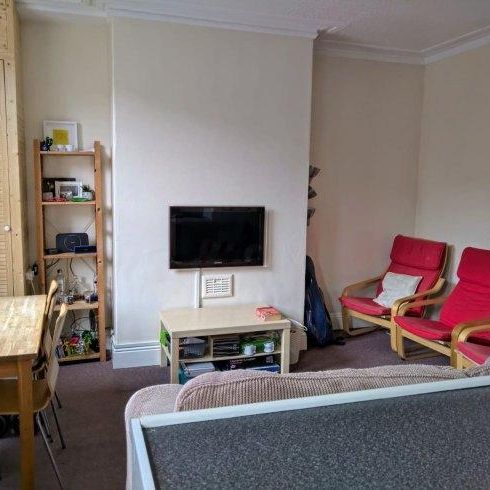 4 bedroom house share to rent - Photo 1