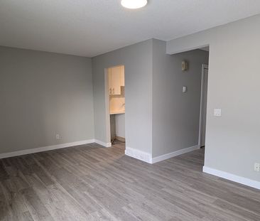 38 - 2727 Rundleson Road Northeast, Calgary - Photo 2