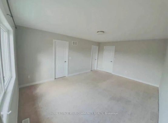 Condo Townhouse For Lease | N9261620 - Photo 1