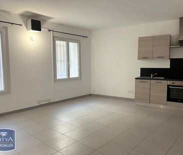 Location Appartement 2 pièces 46m² ALLAUCH 13190 - Photo 2