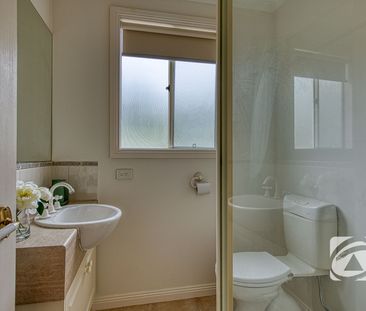 A LITTLE PIECE OF OLDE BERWICK CHARM - Photo 2