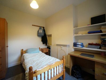 19 Friars Road - Photo 5