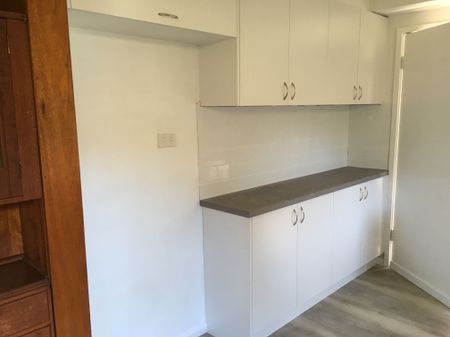 Coastal Character Meets Convenience - 3Ã?Æ'¢€'Bedroom Home in Shelly Beach Area - Photo 3